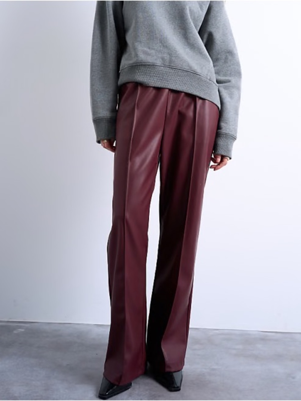 NWOT✨ Topshop Faux Leather Wide Leg Sweatpants Burgundy